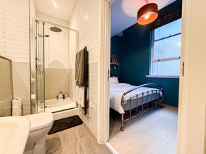 Photo 5- click for photo gallery